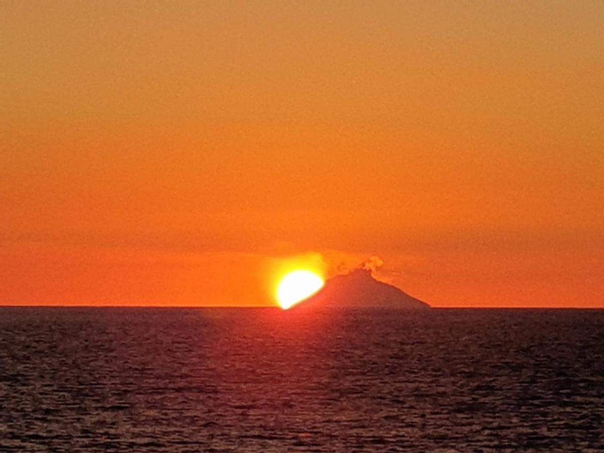 פאלרנה Vista Al Tramonto B&B מראה חיצוני תמונה